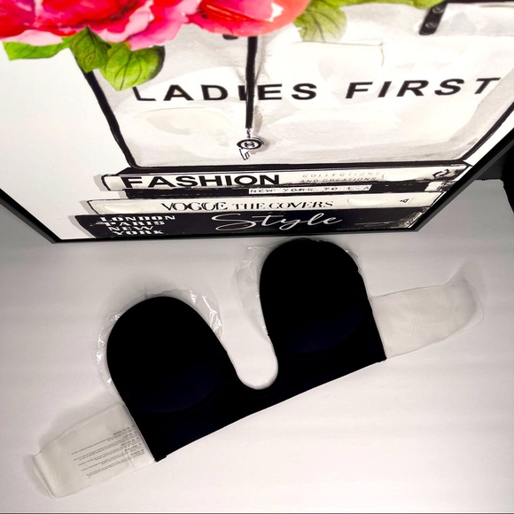 🔥On Sale limited time🆕U - Plunge Push Up Bra Backless, Strapless, Adhesive Bra - Picture 11 of 16